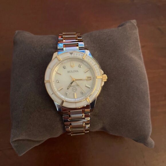 Bulova Women’s 98P186 Marine Star Stainless Steel Watch - Picture 1 of 5